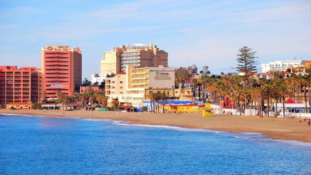 Apartamentos Benalmarina Malaga Luaran gambar